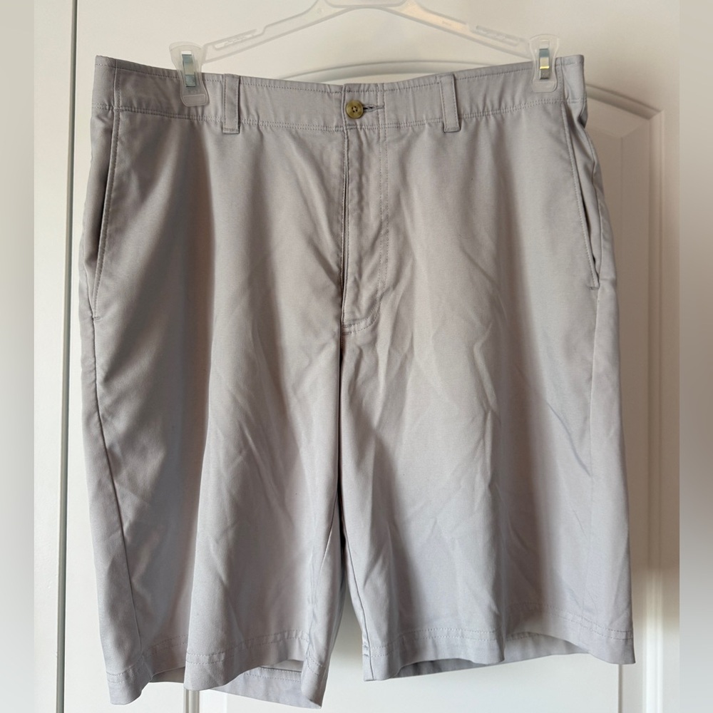 Grand Slam Gray Flat Front Men’s Golf Shorts